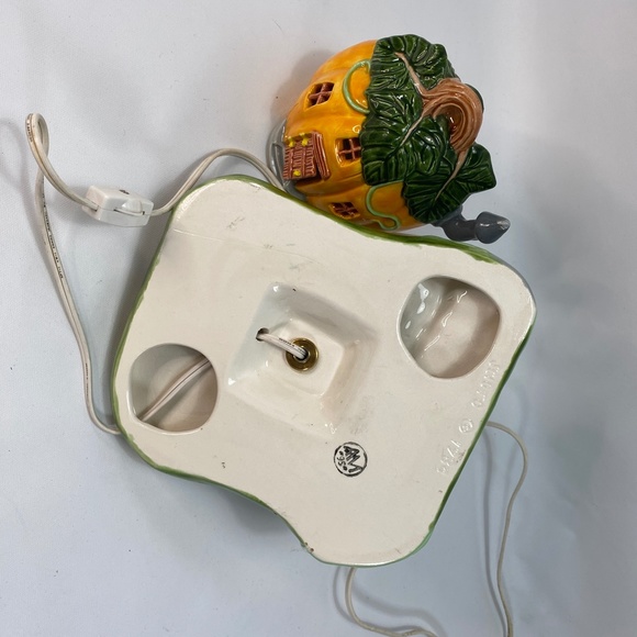 Vtg 2 Pc Scioto Molds Ceramic 1980/90s Pumpkin House Snowy Yard Trees w Light - Picture 12 of 16